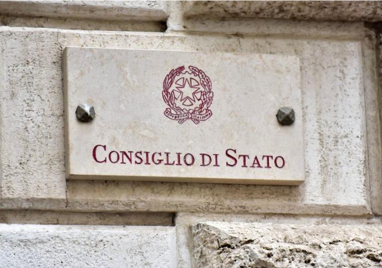 Clicca per accedere all'articolo Il Consiglio di Stato conferma l’obbligo vaccinale per i medici