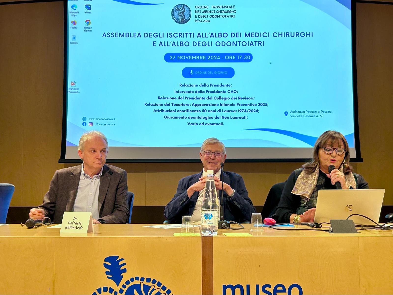 Clicca per accedere all'articolo Assemblea 2024. Premiati i professionisti dall'Ordine dei Medici e degli Odontoiatri per i 50 anni di Laurea 